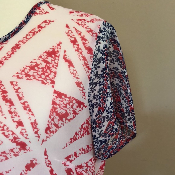 CAbi Cloquette Blouse - Picture 4 of 12